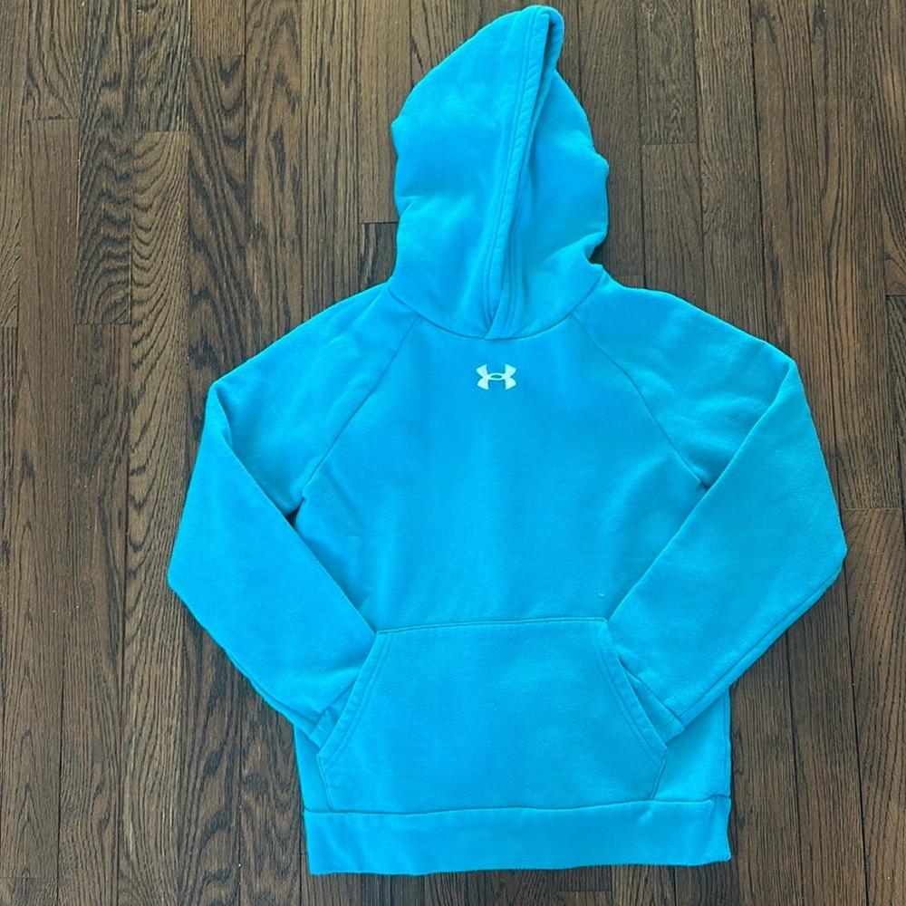 Under Armour sweatshirt